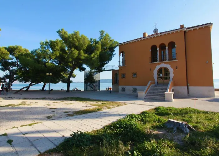 A&g Kastela
