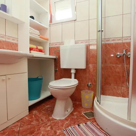Apartment A&g
