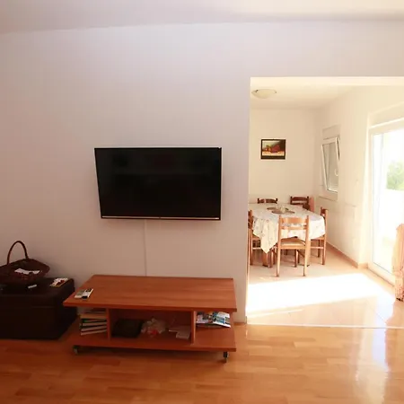 A&g Apartment *