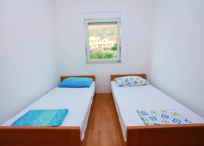 アパート A&g Kaštela